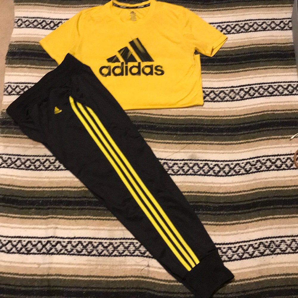Adidas set, boys size lg/xl